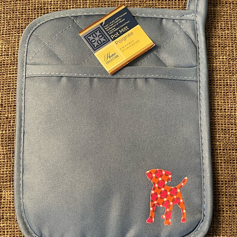 Gray Pot Holder with Colorful Dog Design
